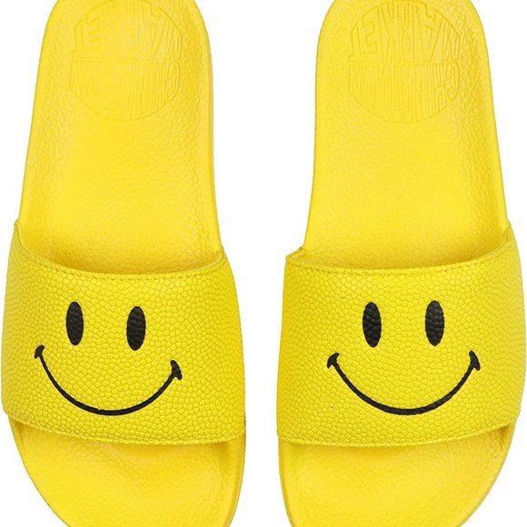 CHINATOWN MARKET CTM SMILEY YELLOW SLIDE CTMS250032 NEW with TAGS - Picture 1 of 8